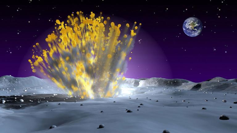 Ciertas partículas generadas por el impacto de meteoroides en la Luna pueden absorber agua. Foto: NASA