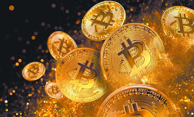 Hasta el cierre de este lunes, bitcoin representaba el 45.97% de todo el valor de mercado del sector cripto. Foto: Shutterstock