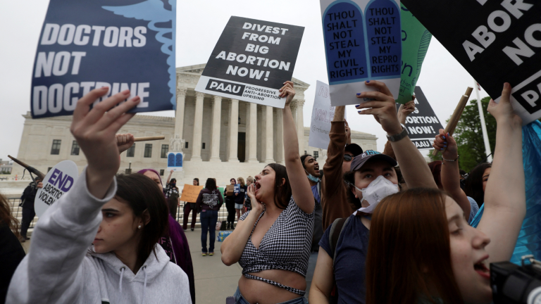 Protestas en Estados Unidos por la defensa de los derechos reproductivos. Foto: Reuters.