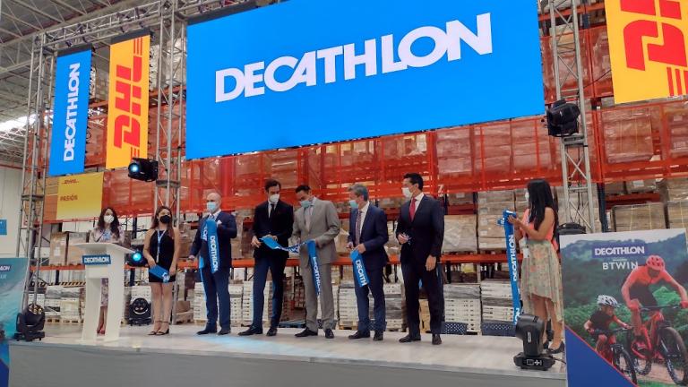 Kiabi alista llegada a Chile, entre sus empresas tiene a Decathlon, especialista en ropa deportiva.