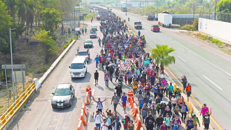 En la caravana recuerdan a fallecidos en Estación Migratoria de Juárez