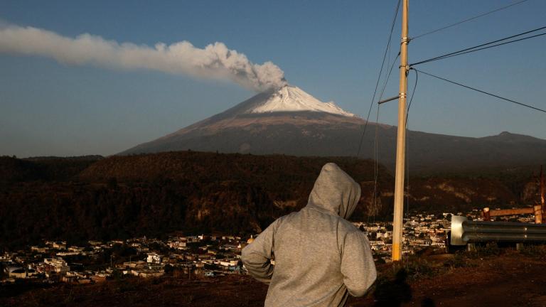 Increase in volcanic activity from the�Popocatepetl�volcano in Mexico