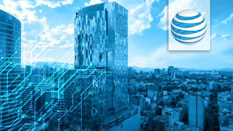 AT&T todavía podría lograr otro hito en lo que resta del 2023: superar a Telefónica Movistar como el segundo operador celular de México por volumen de clientes. Ilustración EE: Nayelly Tenorio