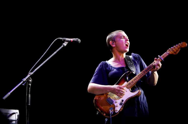 Sinéad O'connor alcanzó el éxito en 1990 con su versión de "Nothing Compares 2 U", una composición original de Prince. Foto: Reuters