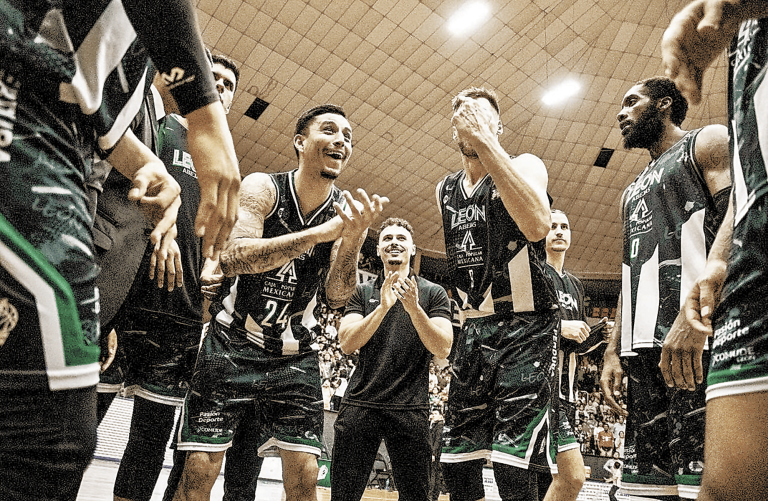 Campeones. Las Abejas de León defenderán su título de la LNBP en 2023. Foto EE: Especial