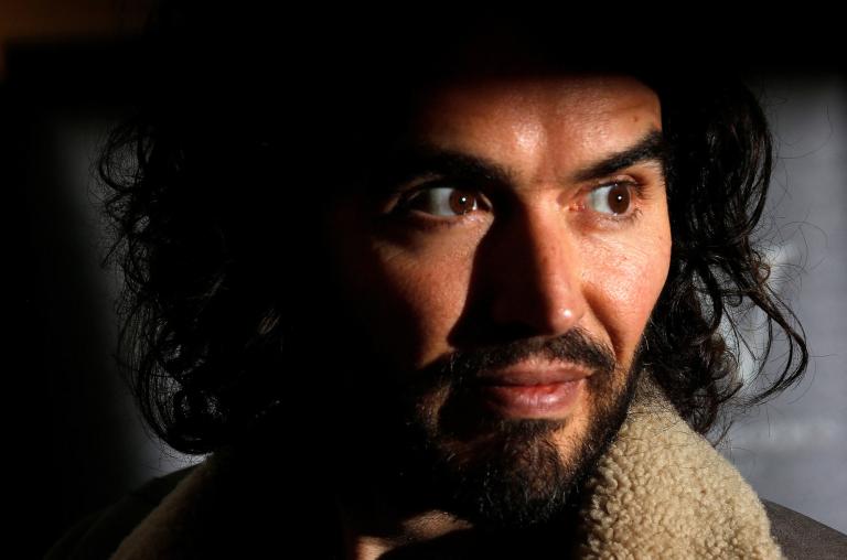 El comediante Russell Brand fue acusado de agresión sexual por una serie de mujeres. Foto: Reuters