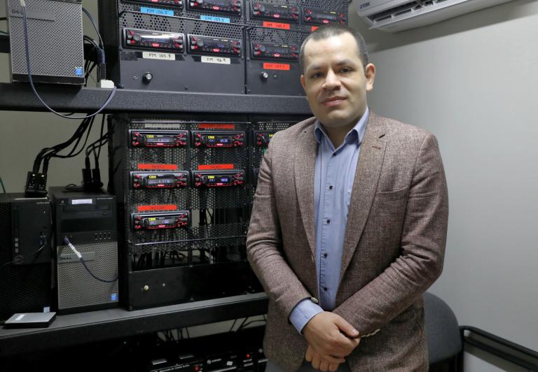 Gabriel Mercader, director de operaciones de INRA, en un espacio de su oficina en la Ciudad de México. Foto EE: Hugo Salazar