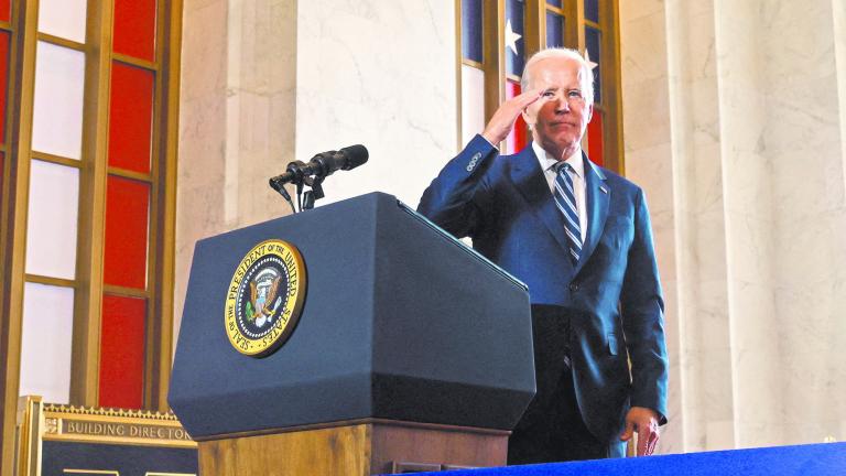 U.S. President Joe Biden delivers an economic policy speech at The Old Post Office in Chicago, Illinois, U.S., June 28, 2023. REUTERS/Leah Millis     TPX IMAGES OF THE DAY