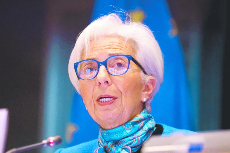 Lagarde espera que siga el debilitamiento de las presiones inflacionarias. Foto: Reuters