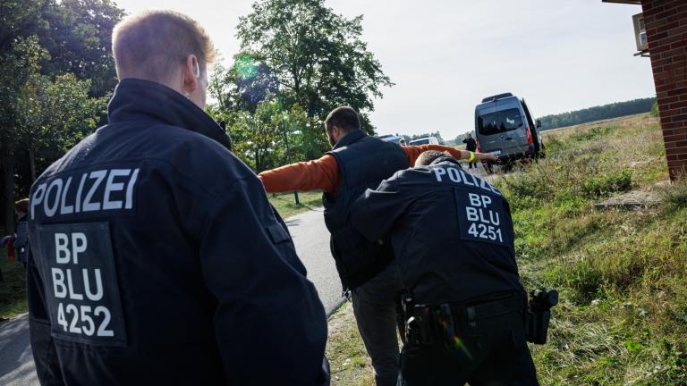 Las fuerzas especiales en Austria y Alemania detuvieron el sábado a varios sospechosos. Foto: AFP / Archivo.