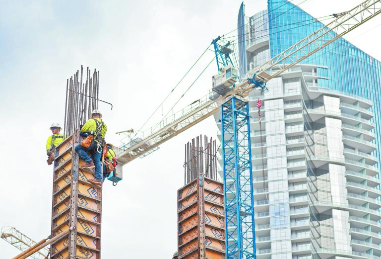 Hay dinero para nuevos proyectos de construcción industrial. Foto: AFP