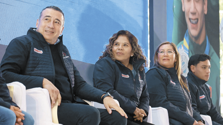 María José Alcalá, titular del Comité Olímpico Nacional (centro), acudió este 16 de enero a la presentación del patrocinio de Bimbo con el COM y el Comité Paralímpico Mexicano (COPAME) hacia los Juegos de 2024 y 2028. Foto EE: Cortesía