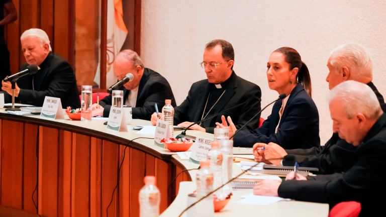 La candidata a la Presidencia de México de la coalición Siguamos Haciendo Historia, Claudia Sheinbaum, se reunió este miércoles con la Conferencia del Episcopado Mexicano.