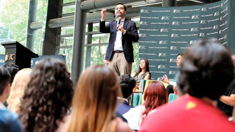 Jorge Álvarez Máynez, candidato de Movimiento Ciudadano a la Presidencia de México. Foto EE: Fernando Villa del Ángel