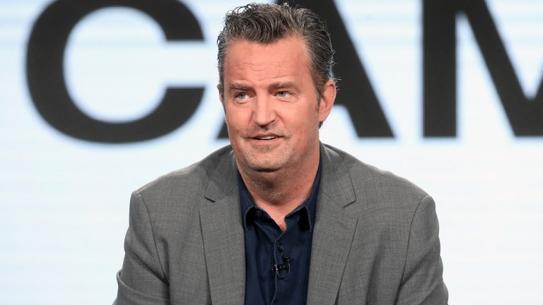 Matthew Perry era conocido mundialmente por su interpretación del satírico Chandler Bing en "Friends". Foto: AFP