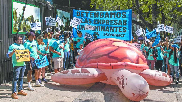 Greenpeace Mares sin Pl�stico-8