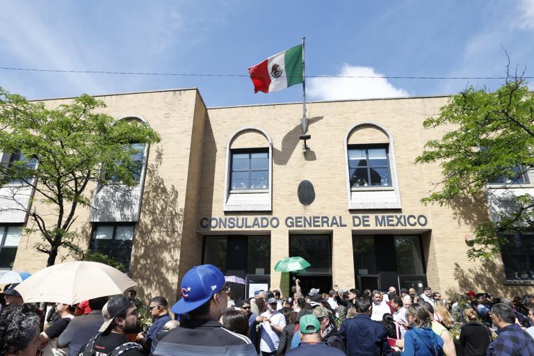 Votantes en el Consulado mexicano en Chicago, Illinois. Foto: AFP