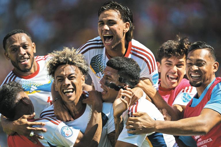 Las selecciones de Venezuela y México se enfrentarán este jueves en la Copa América en busca de un boleto para los cuartos de final. Foto: AFP