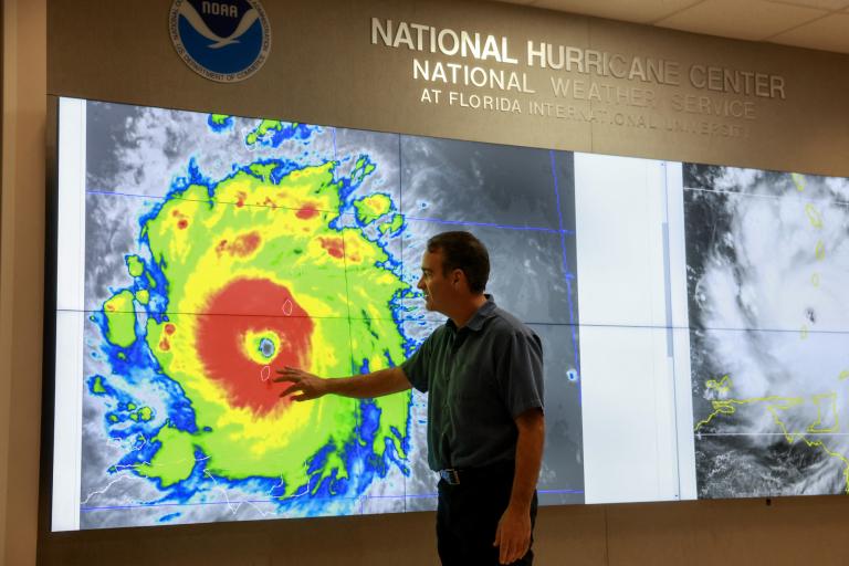 El Centro Nacional de Huracanes de Estados Unidos pronosticó que el huracán Beryl tocaría tierra en México hacia la madrugada del próximo lunes.  Foto: AFP.