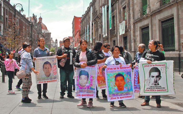 Las familias de las víctimas consideran complicado que, en lo que falta del sexenio, se resuelva el caso. Foto: Cuartoscuro