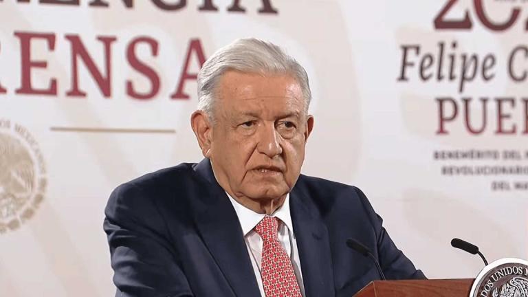 Andrés Manuel López Obrador durante sus conferencias matutinas en Palacio Nacional. Foto EE: Archivo