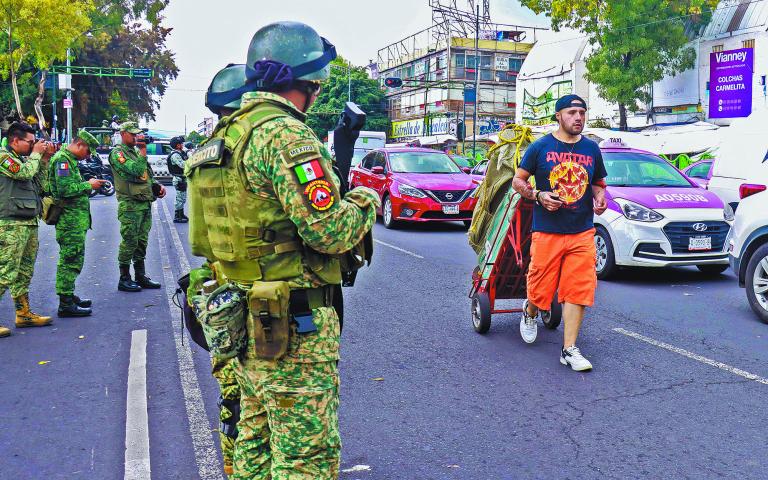 Organizaciones civiles han documentado el uso de Pegasus por parte del Ejército en la actual administración de López Obrador. Foto: Cuartoscuro