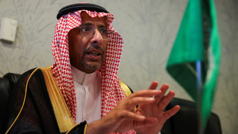 Bandar Alkhorayaf, ministro de Industria y Recursos Minerales de Arabia Saudita. Foto: Reuters