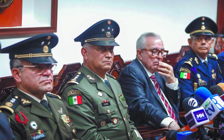 Autoridades militares y civiles en Sinaloa ofrecieron pormenores de las tareas en seguridad desplegadas en la última semana. Foto: Cuartoscuro