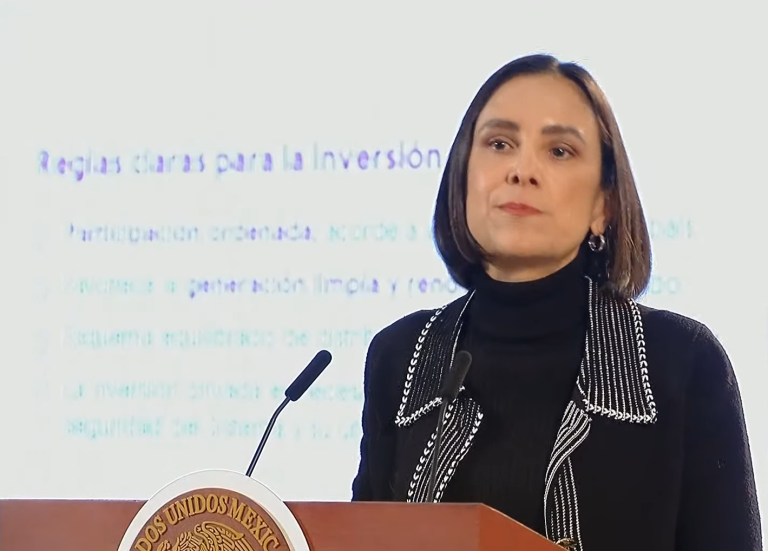 Sheinbaum convocó a Luz Elena González para explicar en qué consisten los cambios, cuyos puntos a destacar son que Pemex y la CFE vuelven a tener un carácter social de empresas públicas y dejan el mandato de ser productivas.