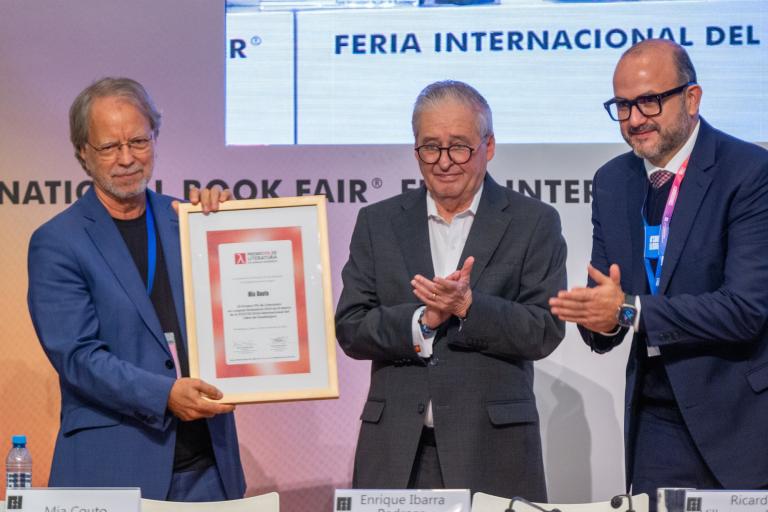 Mia Couto, Premio FIL de Literatura en Lenguas Romances 2024