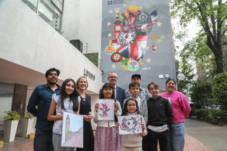 Creadores del Mural British Council.