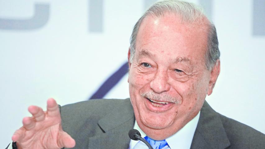 Según se notificó a la Superintendencia de Industria y Comercio, Carlos Slim tiene intención de invertir, a través de su empresa Aqualia Latinoamérica, en una empresa de servicios públicos. Foto EE: Archivo