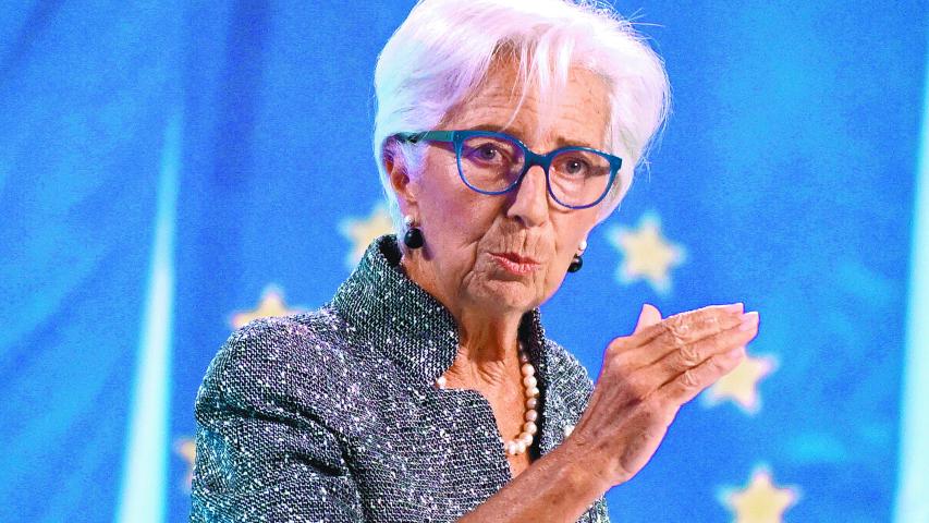 FILE PHOTO: European Central Bank President Christine Lagarde speaks to reporters following the Governing Council's monetary policy meeting in Frankfurt, Germany September 12, 2024. REUTERS/Jana Rodenbusch/File Photo