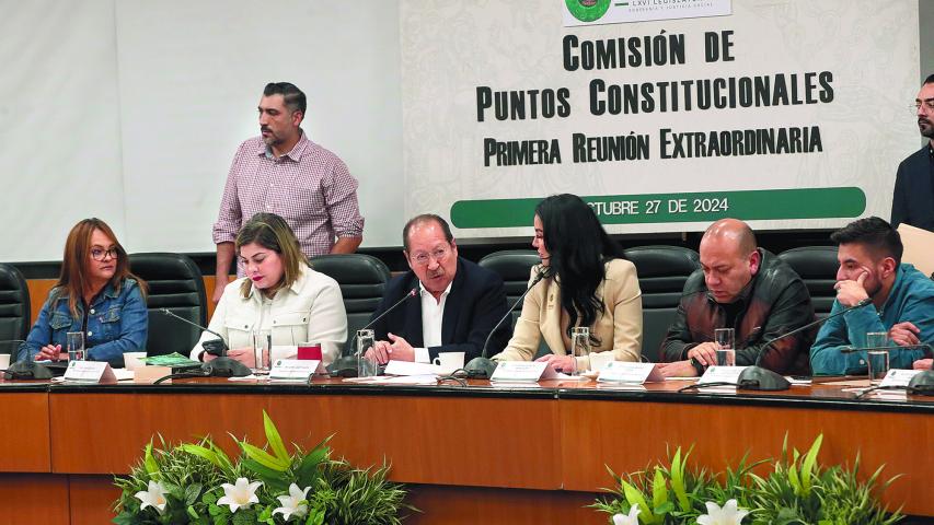 Durante una hora, los diputados federales de la oposición se enfrascaron en un falso debate.