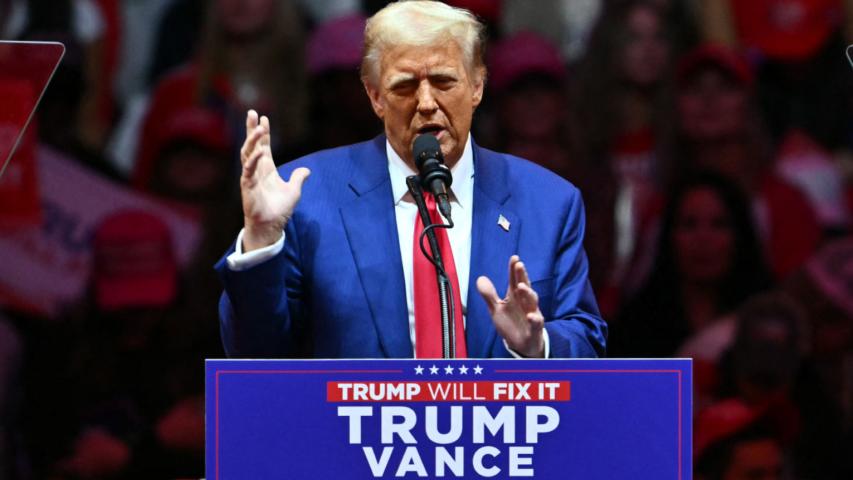 El expresidente estadounidense y candidato presidencial republicano Donald Trump habla arremetió contra su rival demócrata durante un mitin de campaña en el Madison Square Garden.

Para más información del tema, visita: https://www.eleconomista.com.mx/internacionales/trump-acusa-harris-haber-destruido-estados-unidos-20241027-731707.html

¡Síguenos en nuestras redes sociales para mantenerte informado!

Twitter: https://twitter.com/eleconomista 
Facebook: https://www.facebook.com/ElEconomista.mx
Instagram: https://www.instagram.com/eleconomistamx
LinkedIn: https://www.linkedin.com/company/el-economista/

#ElEconomista #EETV