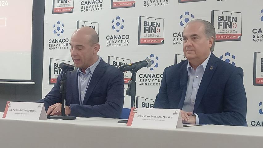 Fernando Canales, presidente de Canaco Monterrey, y Héctor Villarreal, director general, anuncian El Buen Fin. Foto: Cortesía