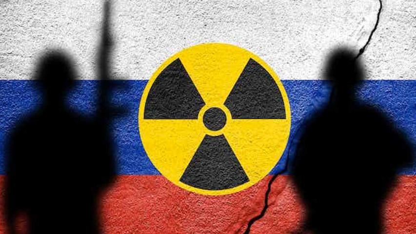 Estados Unidos no se sorprendió por el cambio anunciado por Rusia en su doctrina nuclear y no planea ajustar la propia en respuesta, dijo este martes un portavoz del Consejo de Seguridad Nacional de la Casa Blanca.

Para más información del tema, visita: https://www.eleconomista.com.mx/internacionales/casa-blanca-responde-eu-cambiara-postura-nuclear-cambio-doctrina-nuclear-rusia-20241119-734830.html

¡Síguenos en nuestras redes sociales para mantenerte informado!

Twitter: https://twitter.com/eleconomista 
Facebook: https://www.facebook.com/ElEconomista.mx
Instagram: https://www.instagram.com/eleconomistamx
LinkedIn: https://www.linkedin.com/company/el-economista/

#ElEconomista #EETV