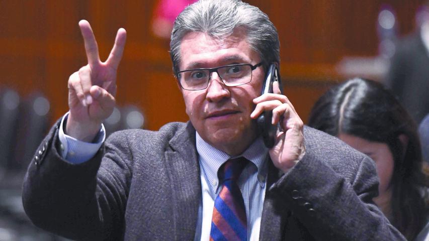 Ricardo Monreal recordó que para solicitar un periodo extraordinario, primero se deberá instalar la Comisión Permanente del Congreso el 17 de diciembre en San Lázaro.FOTO: MARIO JASSO/CUARTOSCURO.COM