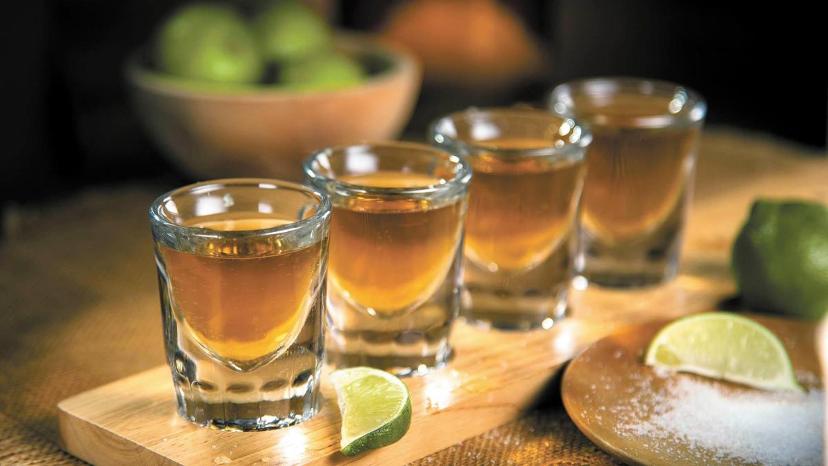 Cambio de IEPS reduciría 120 pesos el precio del tequila y beneficiaría a pequeños productores: CNIT