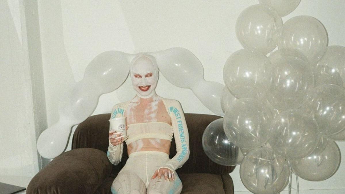 All My Friends Are Ghosts - Vöx