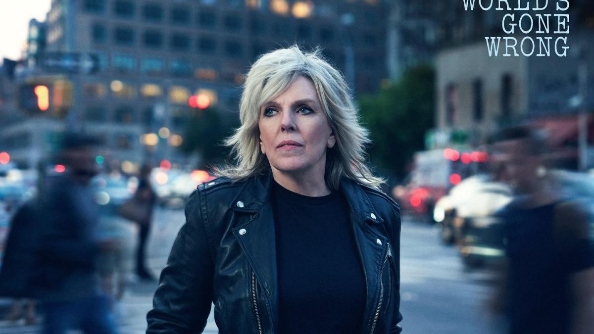 Lucinda Williams y sus canciones de protesta para un mundo en problemas