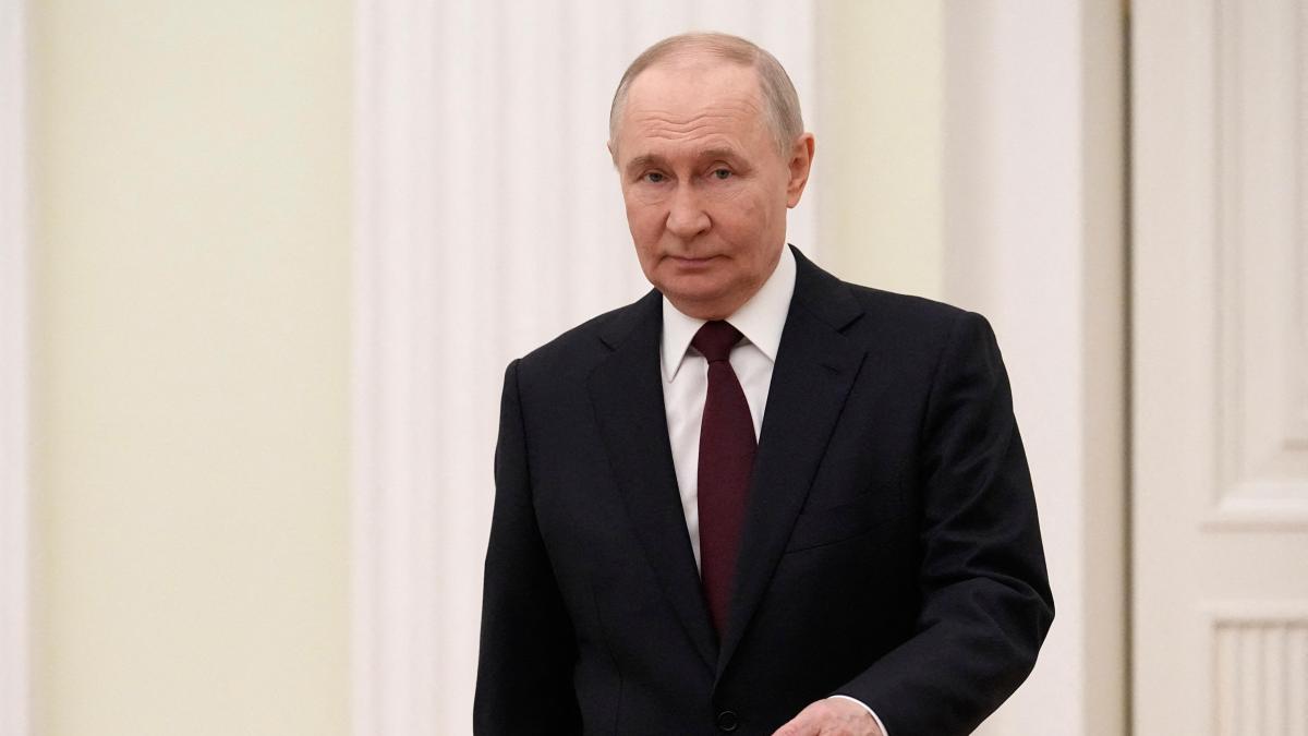 Putin pide retomar la vía diplomática en el conflicto con Irán en una llamada con Pezeshkian
