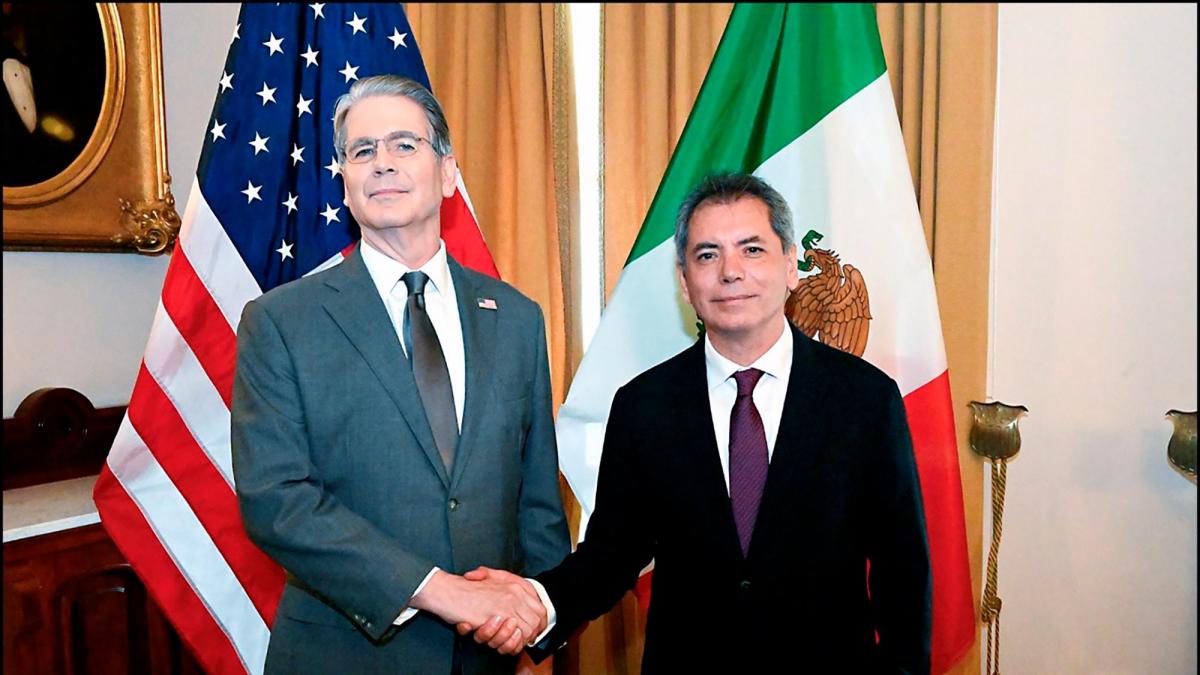 Édgar Amador y Scott Bessent dialogan sobre la cooperación económica entre México y EU