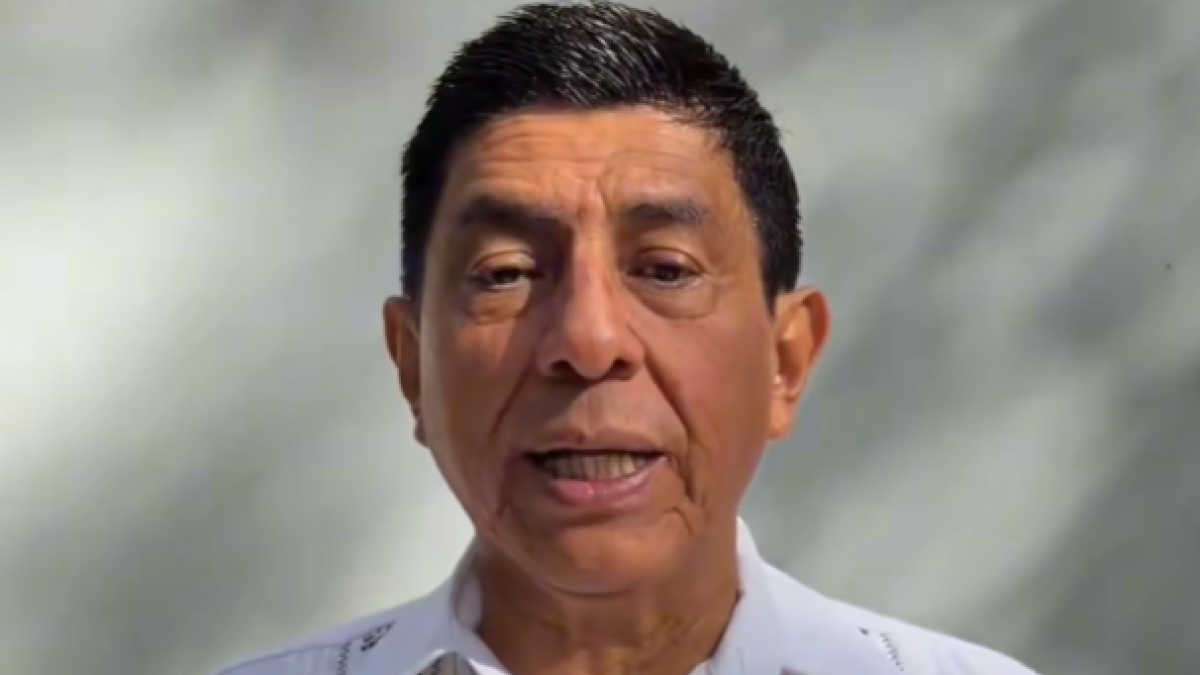 Salomón Jara pide desaparecer el Ayuntamiento de Juchitán tras la detención de su alcalde
