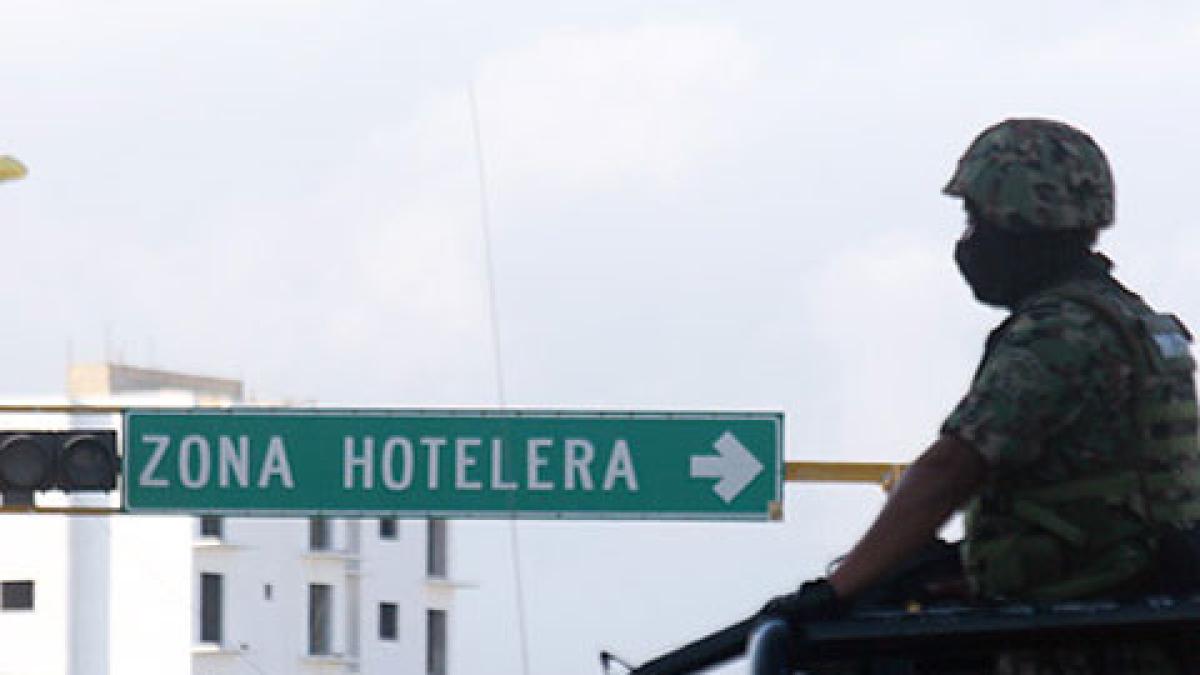 Sale Quintana Roo de la alerta de seguridad emitida por EU