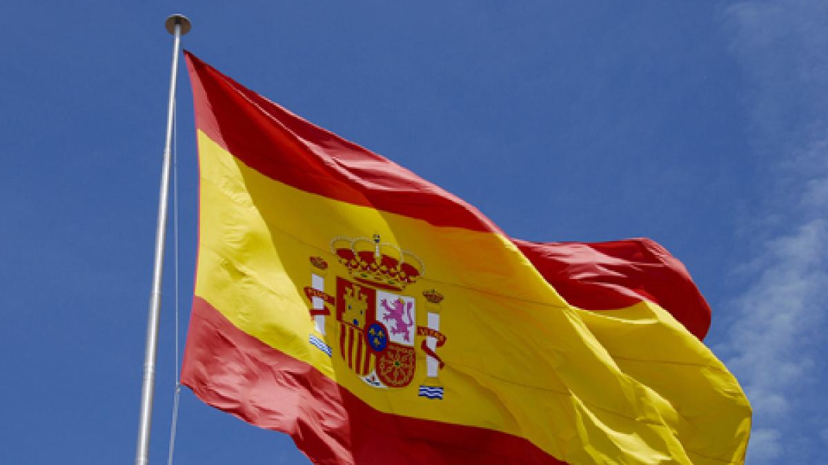 España restablece controles fronterizos a viajeros de Italia por presión migratoria