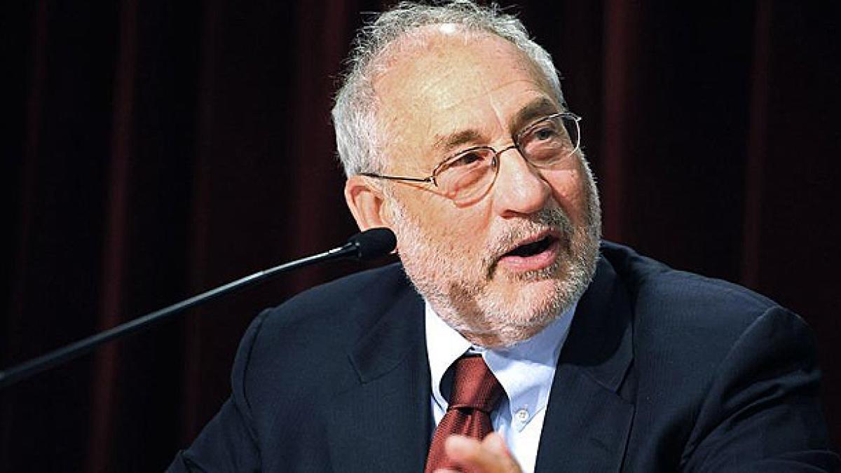 El riesgo de estanflación en Estados Unidos es "bastante elevado": Stiglitz, Nobel de Economía