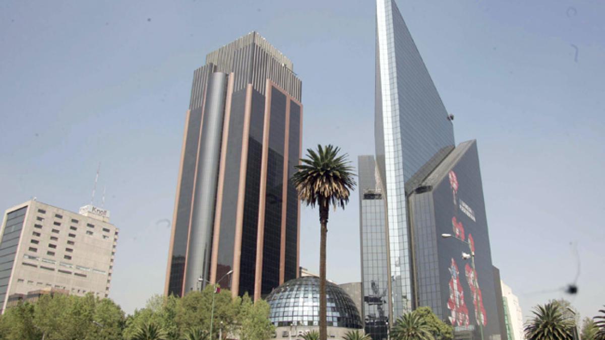 BMV podría llegar hasta los 71,000 puntos en 2026 por impulso del Mundial y el consumo