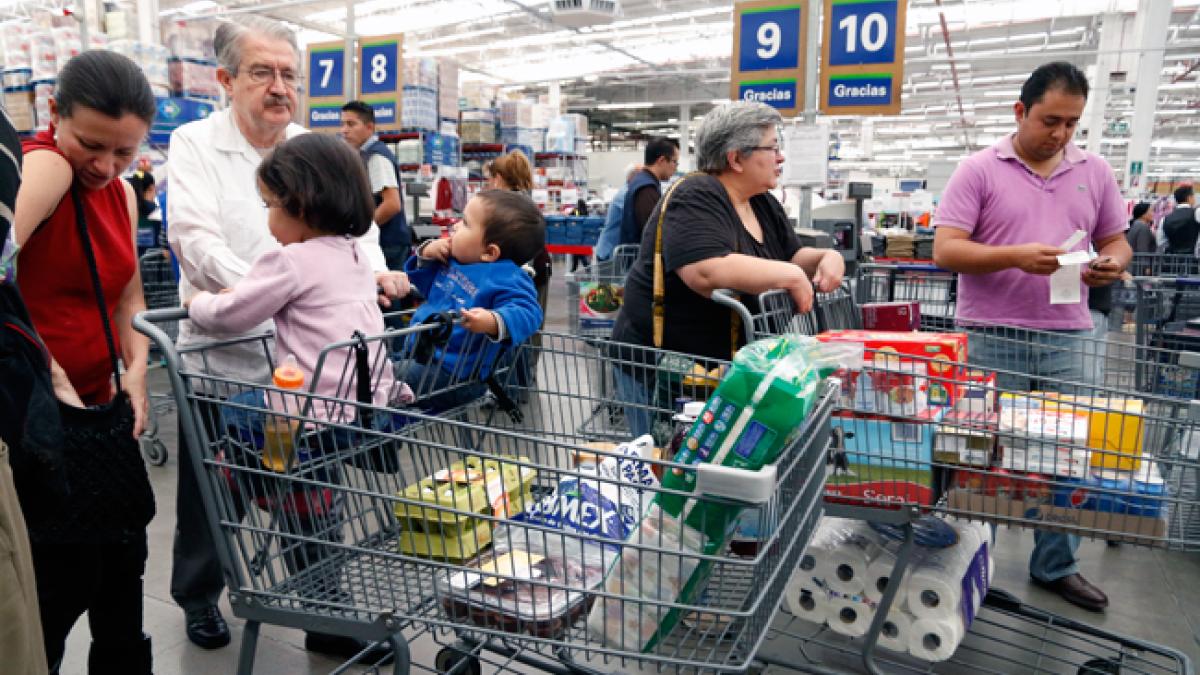 Supermercados apuestan por tiendas pequeñas para crecer y estar cerca de los consumidores
