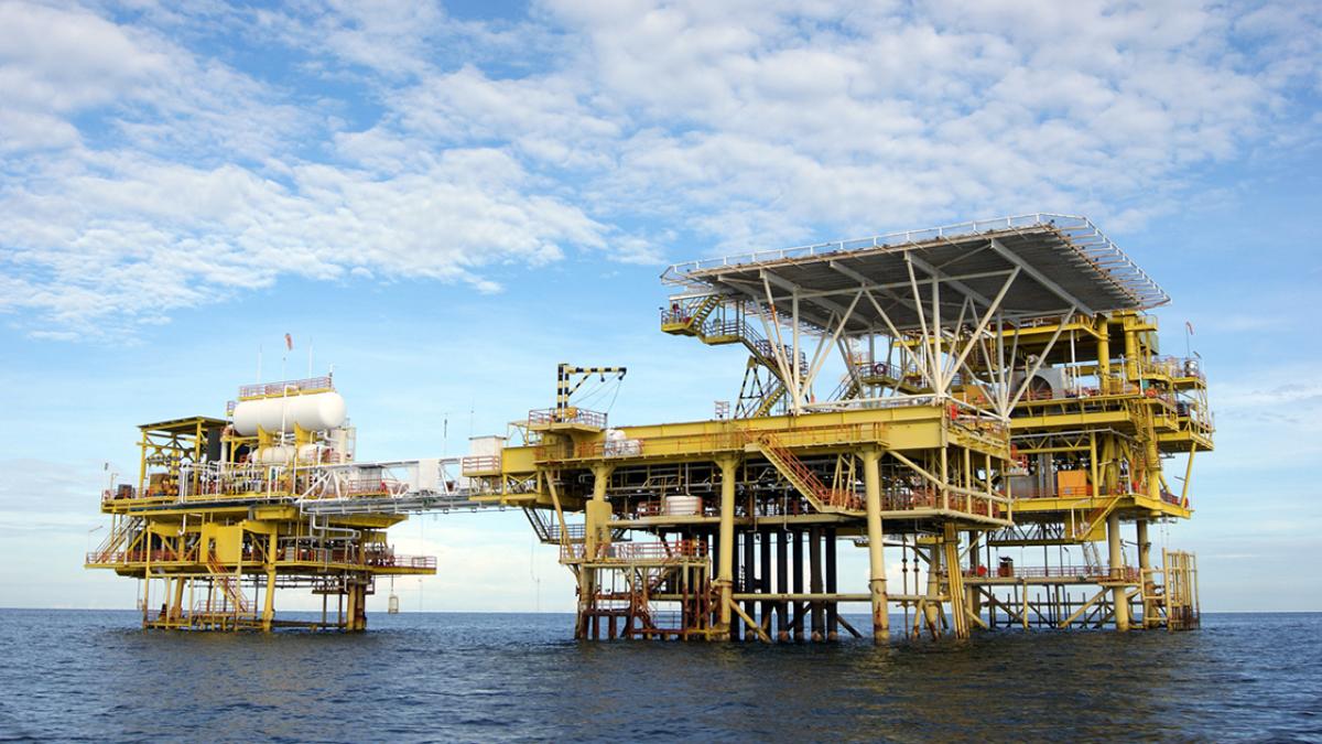 Brasil considera retirar estímulo a combustibles